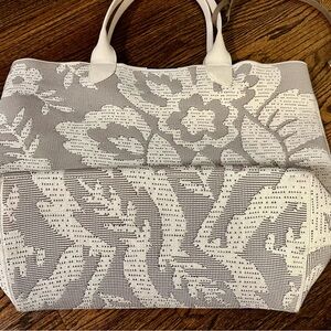 Rothy’s Jardin Taupe LWT